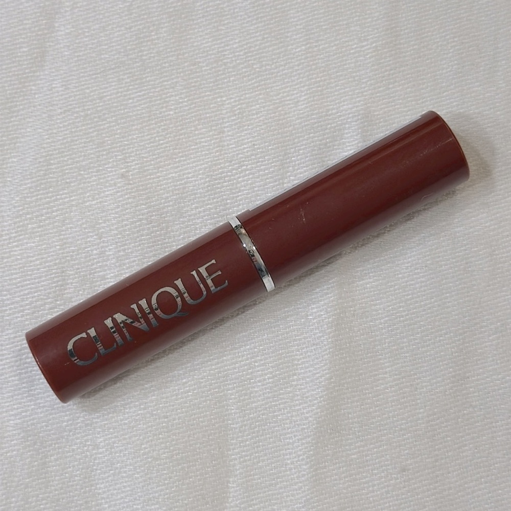 NEW Clinique Lipstick - Black Holly